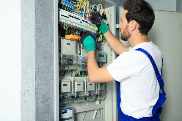 Best Circuit Breaker Repair  in Oolitic, IN